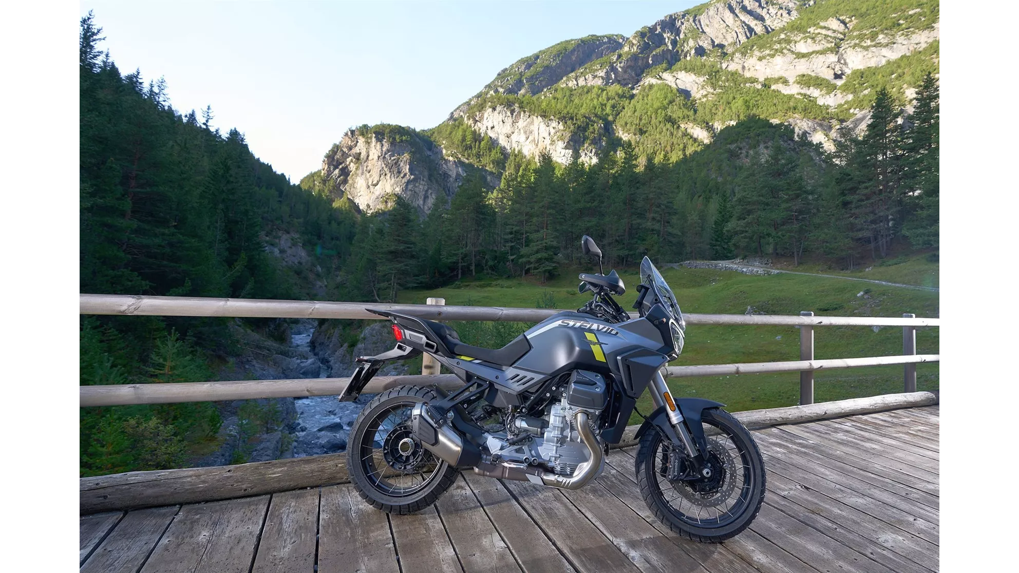 Moto Guzzi Stelvio - Imagem 17 Moto Guzzi Stelvio - Imagem 17
