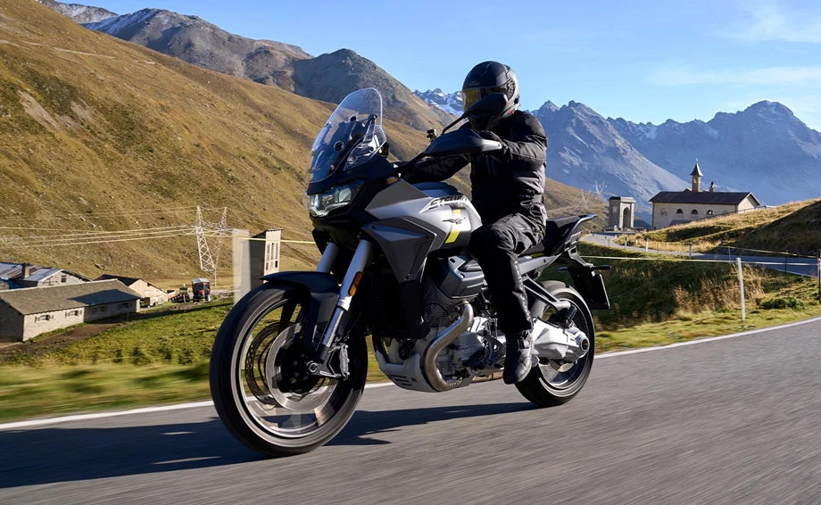 Moto Guzzi Stelvio Bild 21: Moto Guzzi Stelvio