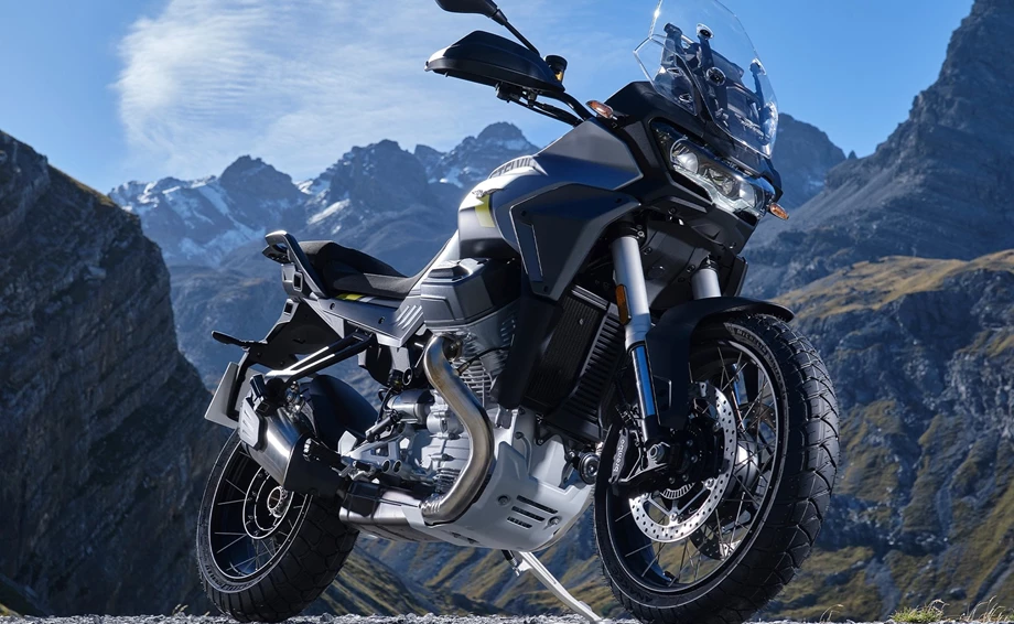 Moto Guzzi Stelvio Bild 22: Moto Guzzi Stelvio