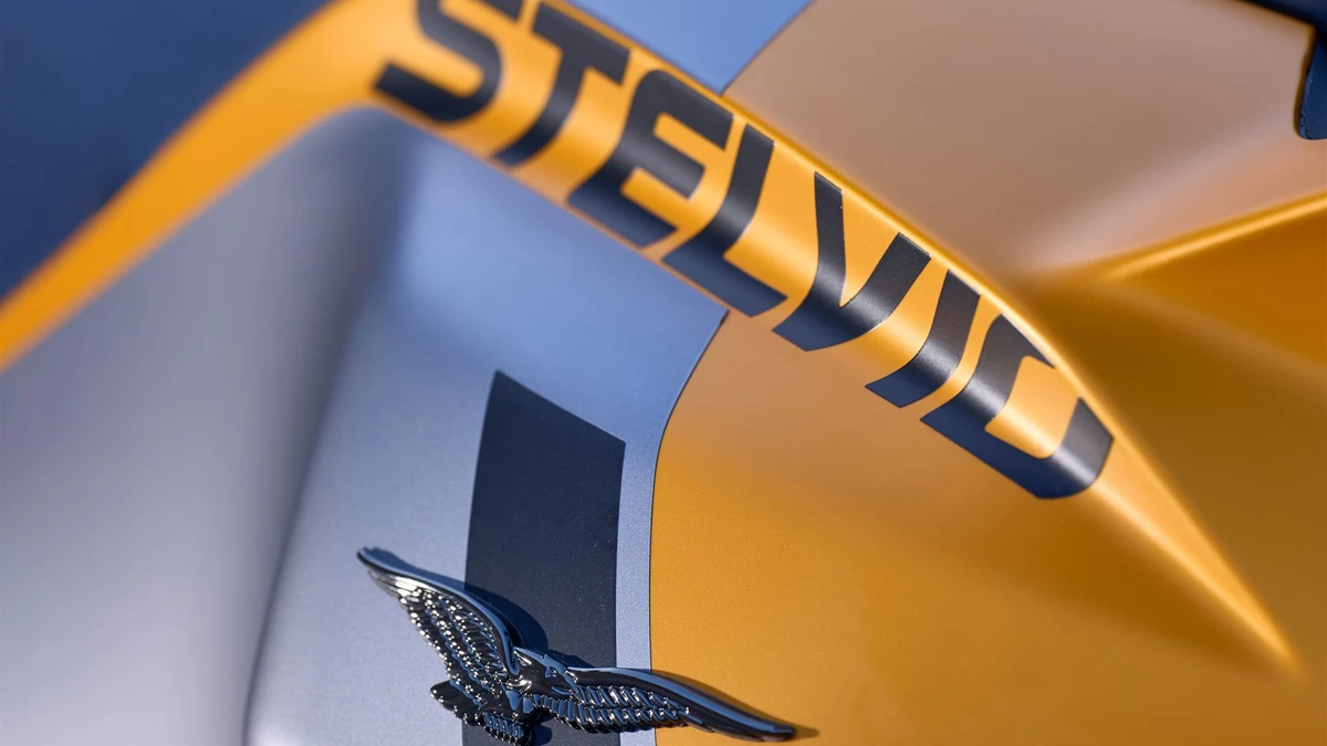 Moto Guzzi Stelvio Bild 23: Moto Guzzi Stelvio