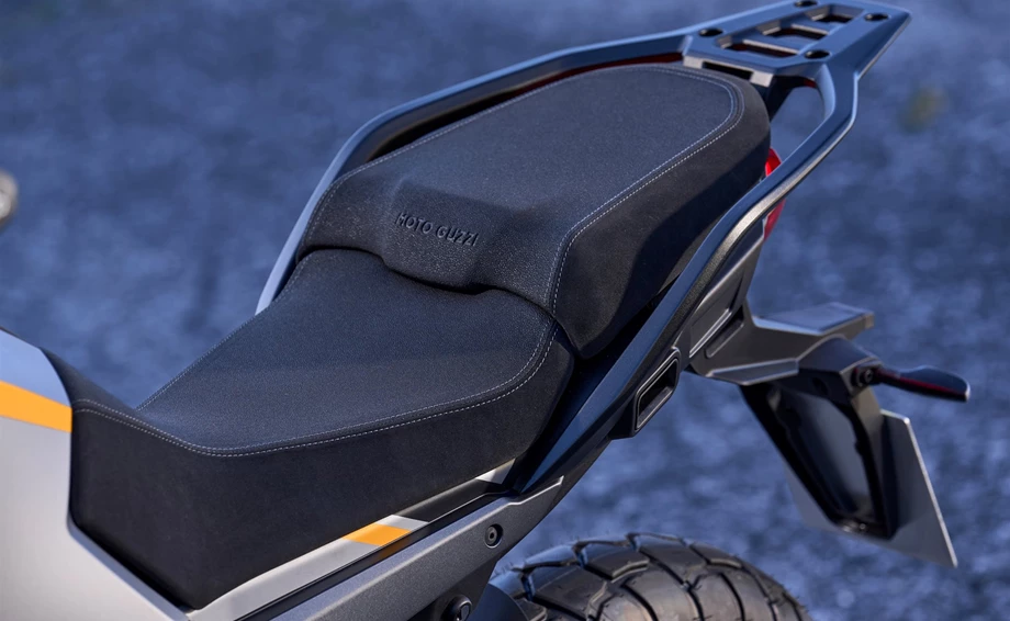 Moto Guzzi Stelvio Bild 25: Moto Guzzi Stelvio