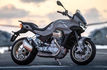 Moto Guzzi V100 Mandello Aviazione Navale 2025 - Bild 4