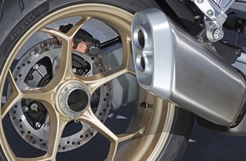 Moto Guzzi V100 Mandello Aviazione Navale 2025 - Bild 13