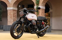 Moto Guzzi V7 Stone Ten 2025 - Bild 5 Moto Guzzi V7 Stone Ten 2025 - Bild 5