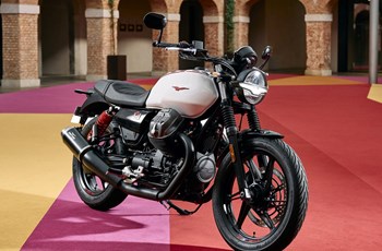 Moto Guzzi V7 Stone Ten 2025 - Bild 8