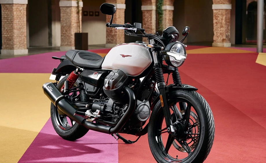 Moto Guzzi V7 Stone Ten Bild 7: Moto Guzzi V7 Stone Ten