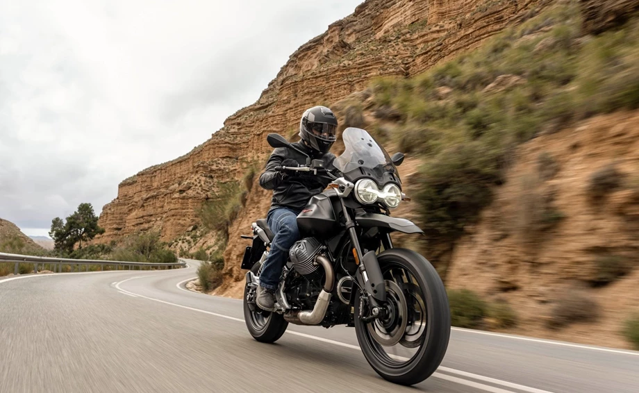 Moto Guzzi V85 Strada Bild 9: Moto Guzzi V85 Strada