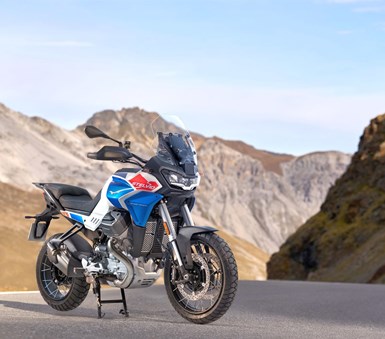 Moto Guzzi Stelvio Duecento Tributo