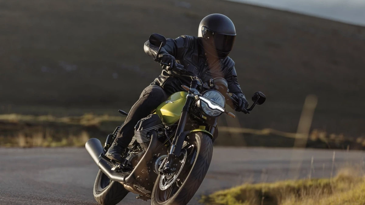 Moto Guzzi V7 Sport Bild 6: Moto Guzzi V7 Sport
