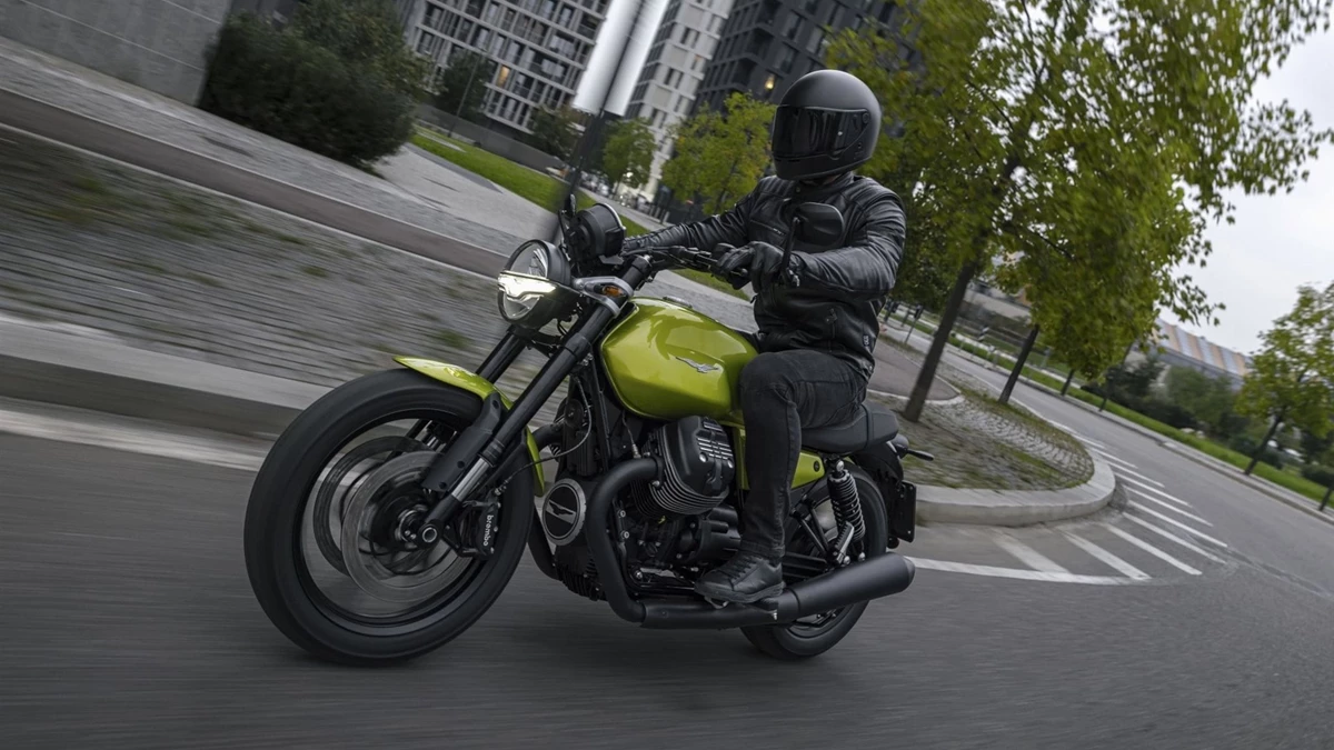 Moto Guzzi V7 Sport Bild 8: Moto Guzzi V7 Sport