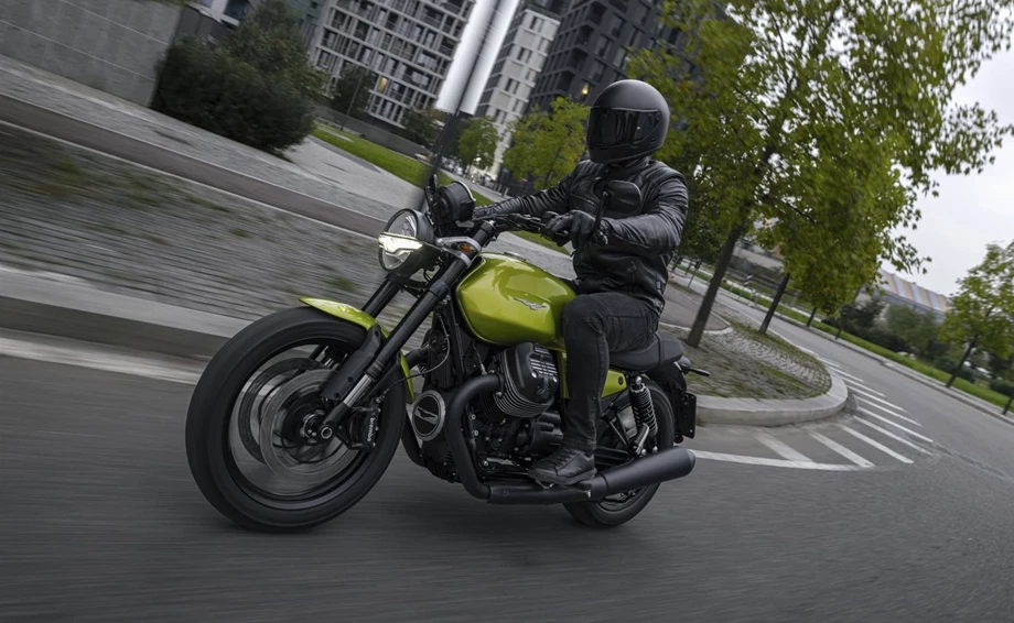 Moto Guzzi V7 Sport Bild 8: Moto Guzzi V7 Sport