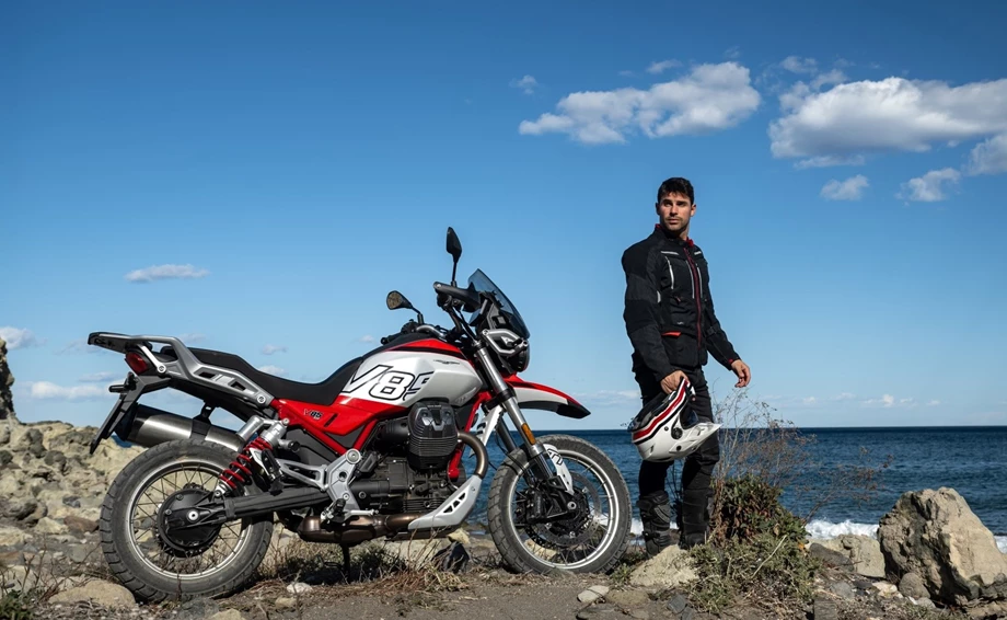 Moto Guzzi V85 TT Bild 10: Moto Guzzi V85 TT