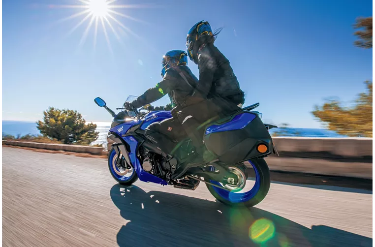 Suzuki GSX-S1000GT 2025 Suzuki GSX-S1000GT 2025