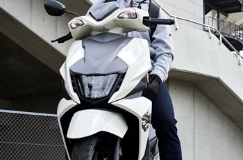 Suzuki Avenis 125 2025 - Bild 6 Suzuki Avenis 125 2025 - Bild 6