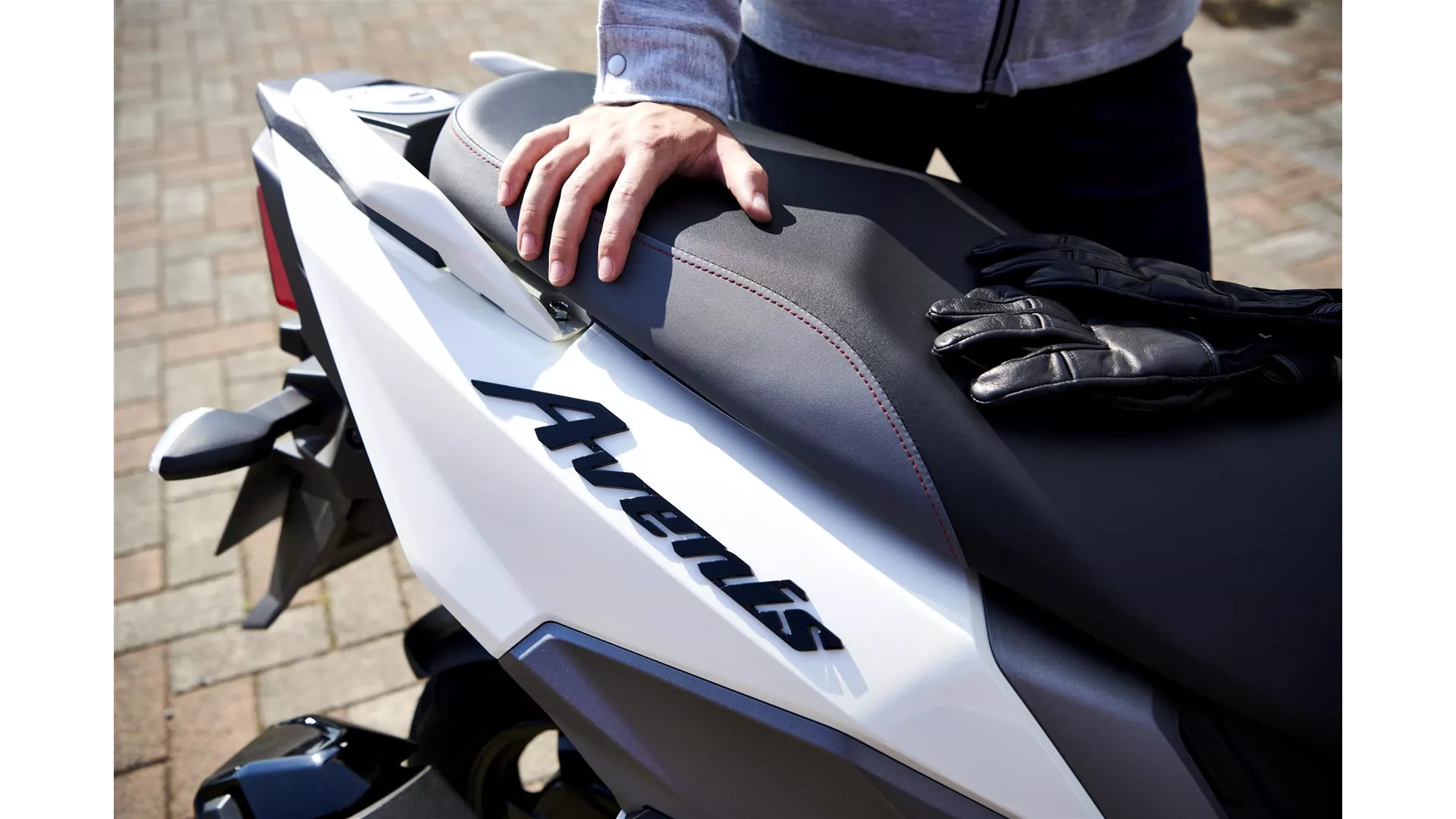 Suzuki Avenis 125 - Image 8 Suzuki Avenis 125 - Image 8