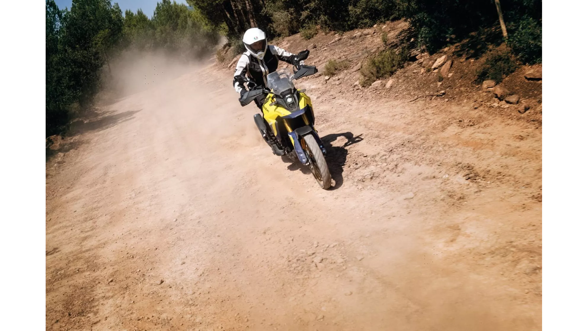 Suzuki V-Strom 800DE - Image 11 Suzuki V-Strom 800DE - Image 11