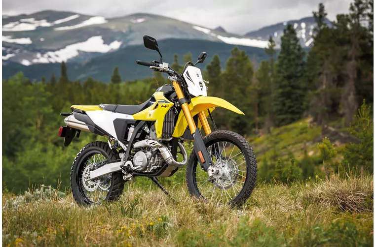 Suzuki DR-Z4S 2025 Suzuki DR-Z4S 2025