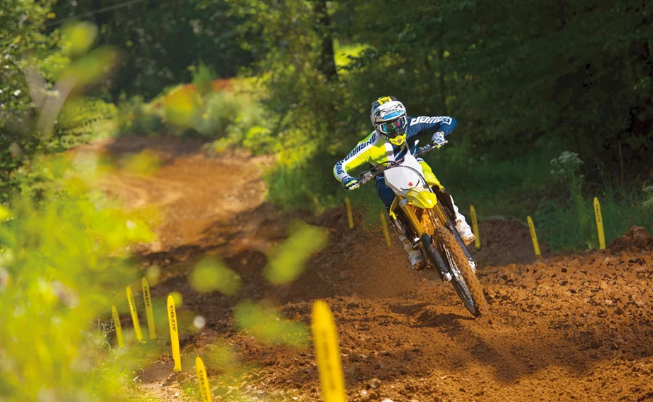 Suzuki RM-Z450 Bild 2: Suzuki RM-Z450