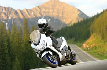 Suzuki Burgman 400 2025 - Bild 7 Suzuki Burgman 400 2025 - Bild 7