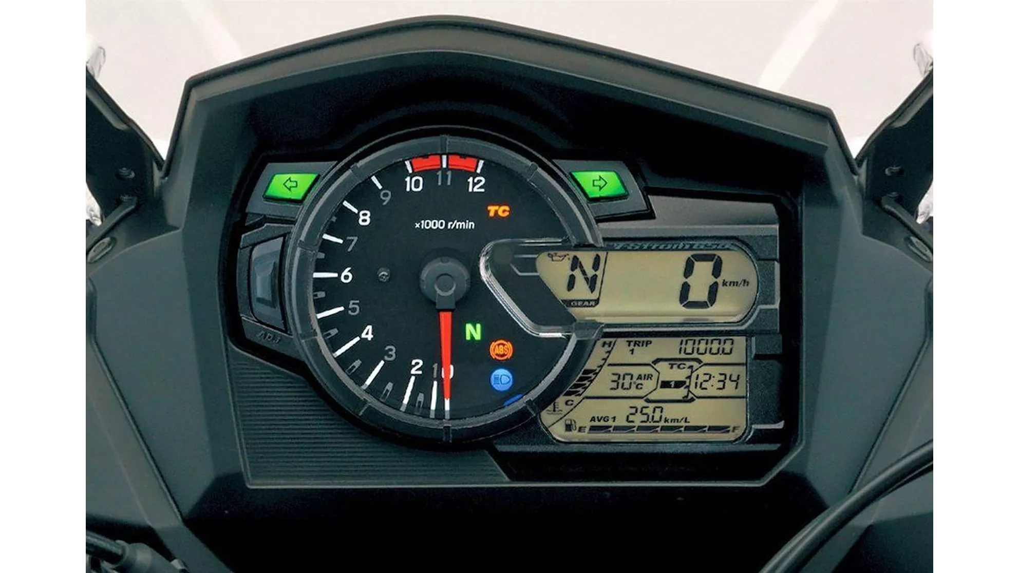 Suzuki V-Strom 650 XT - Image 16 Suzuki V-Strom 650 XT - Image 16
