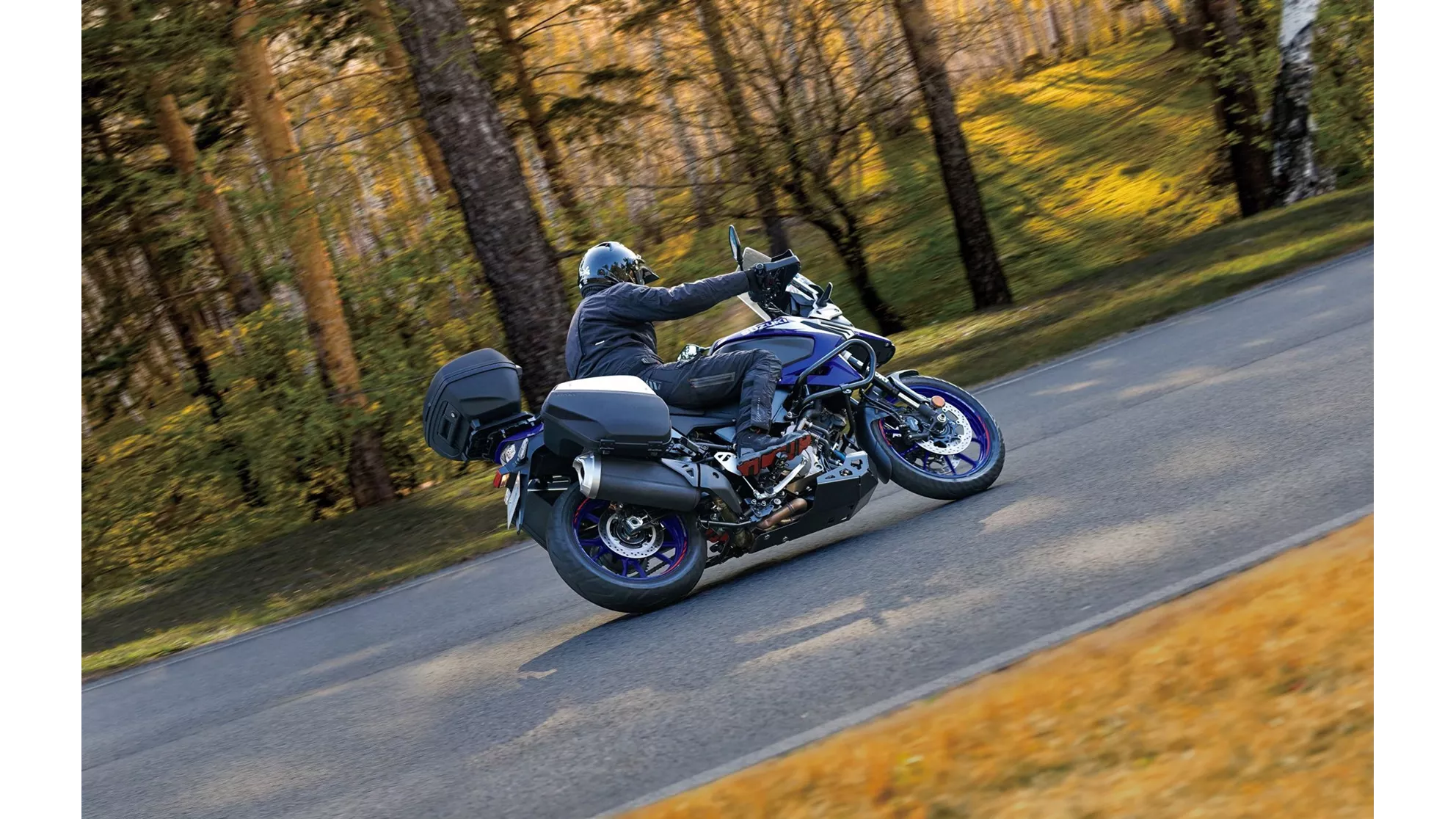 Suzuki V-Strom 1050 - Image 4 Suzuki V-Strom 1050 - Image 4