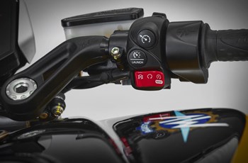 MV Agusta Dragster 800 RR SCS 2025 - Bild 15