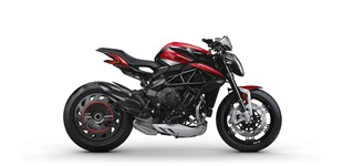 MV Agusta Dragster 800 RC SCS 2024 vs MV Agusta Dragster 800 RR SCS 2025