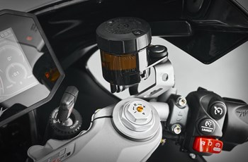 MV Agusta F3 RR 2025 - Bild 13