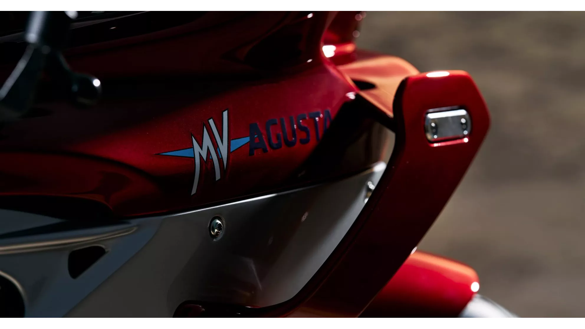 MV Agusta Superveloce 1000 Serie Oro - Image 5 MV Agusta Superveloce 1000 Serie Oro - Image 5
