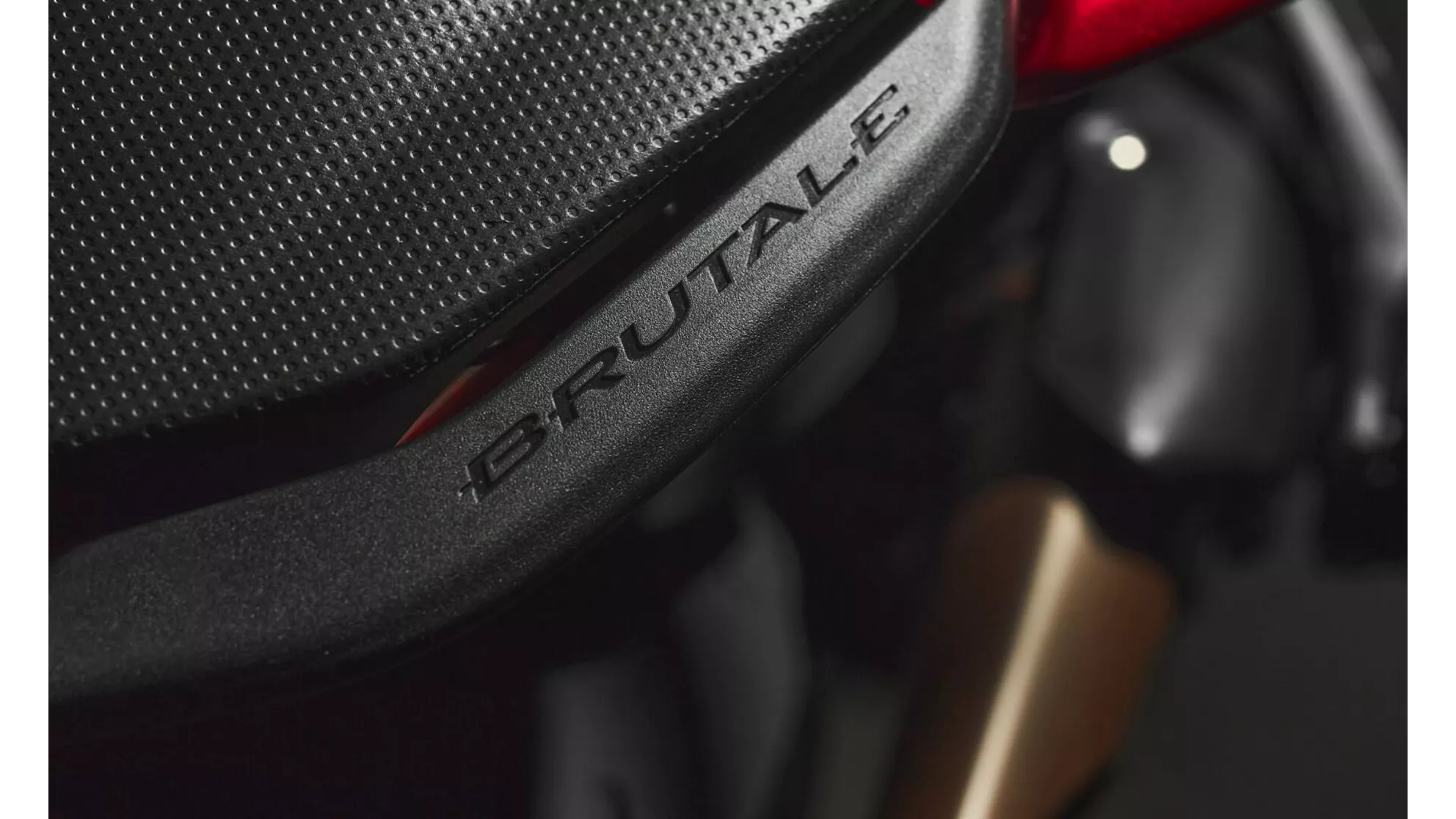 MV Agusta Brutale 800 R - Image 9 MV Agusta Brutale 800 R - Image 9