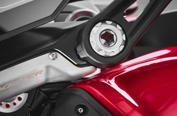 MV Agusta Dragster 800 R 2025 - Bild 6