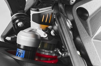 MV Agusta Dragster 800 R 2025 - Bild 8