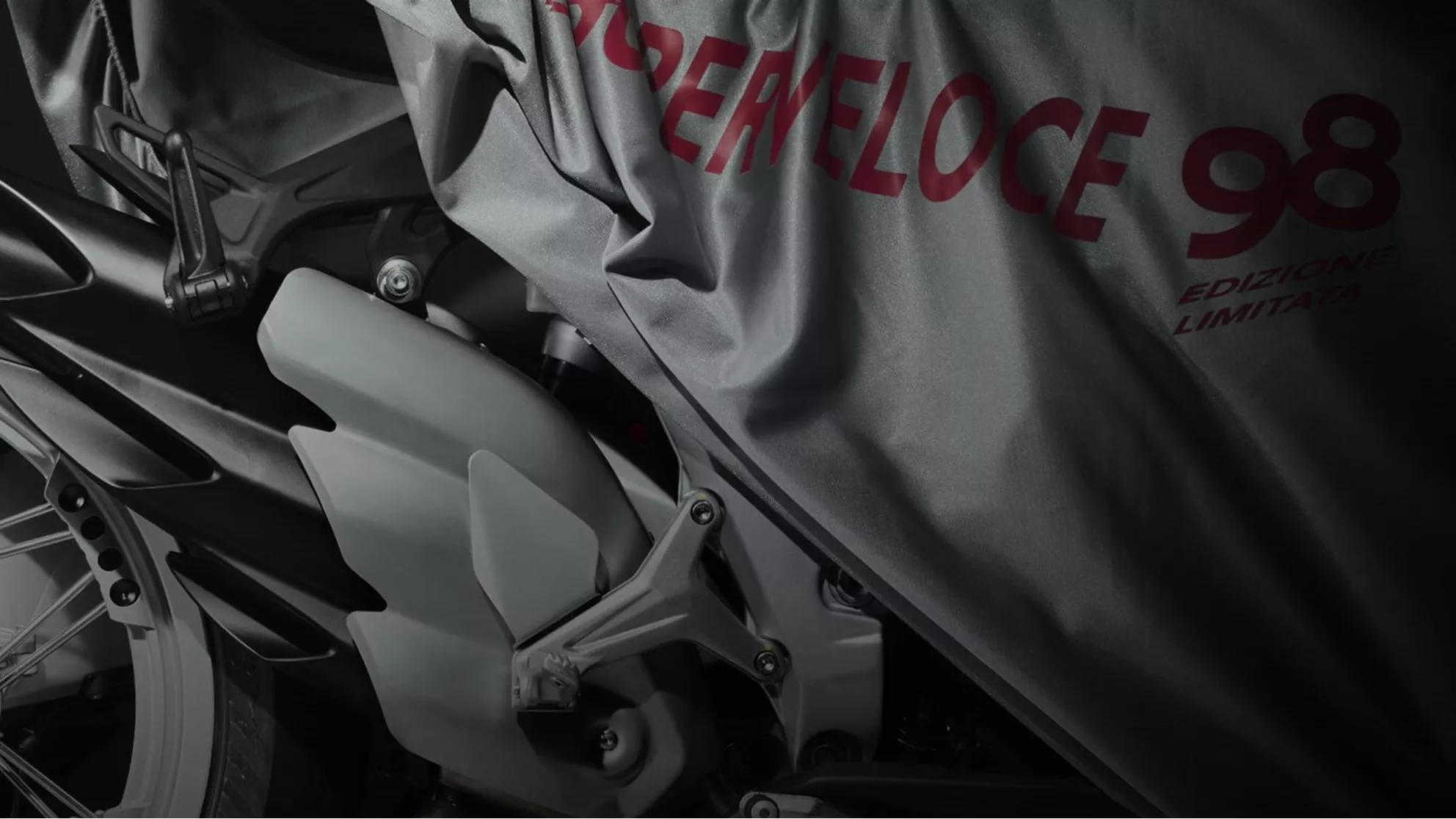 MV Agusta Superveloce 98 - Image 19 MV Agusta Superveloce 98 - Image 19
