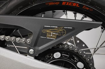 MV Agusta Enduro Veloce 2025 - Bild 8