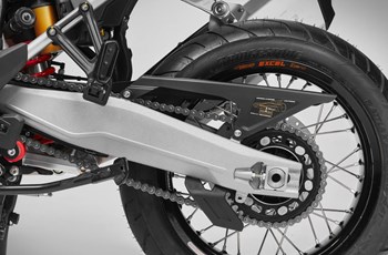 MV Agusta Enduro Veloce 2025 - Bild 17