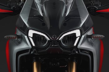MV Agusta Enduro Veloce 2025 - Bild 18