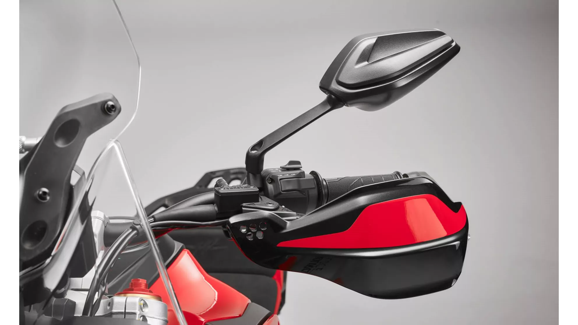 MV Agusta Enduro Veloce - Image 17 MV Agusta Enduro Veloce - Image 17