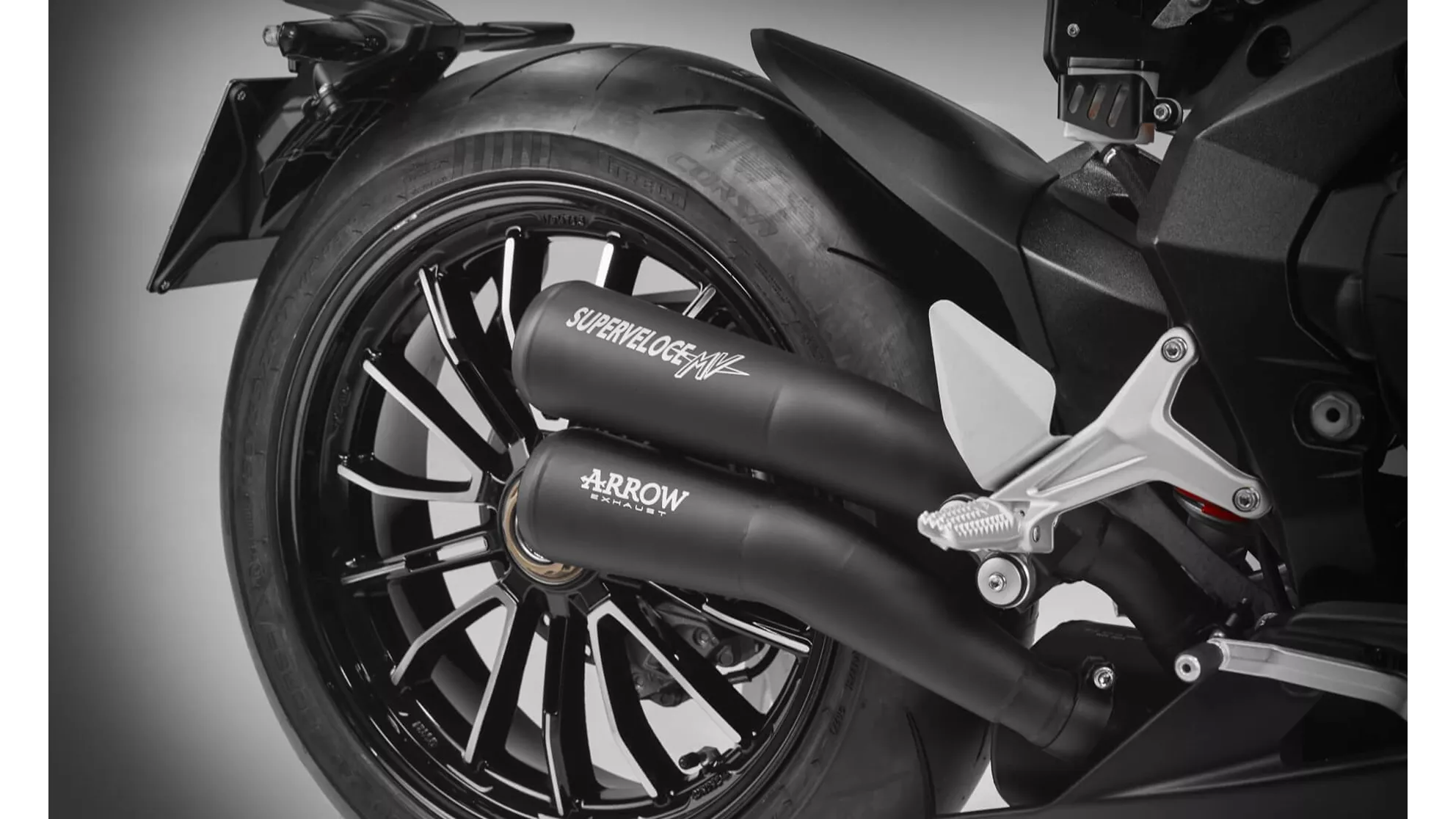 MV Agusta Superveloce S Ottantesimo - Image 10 MV Agusta Superveloce S Ottantesimo - Image 10