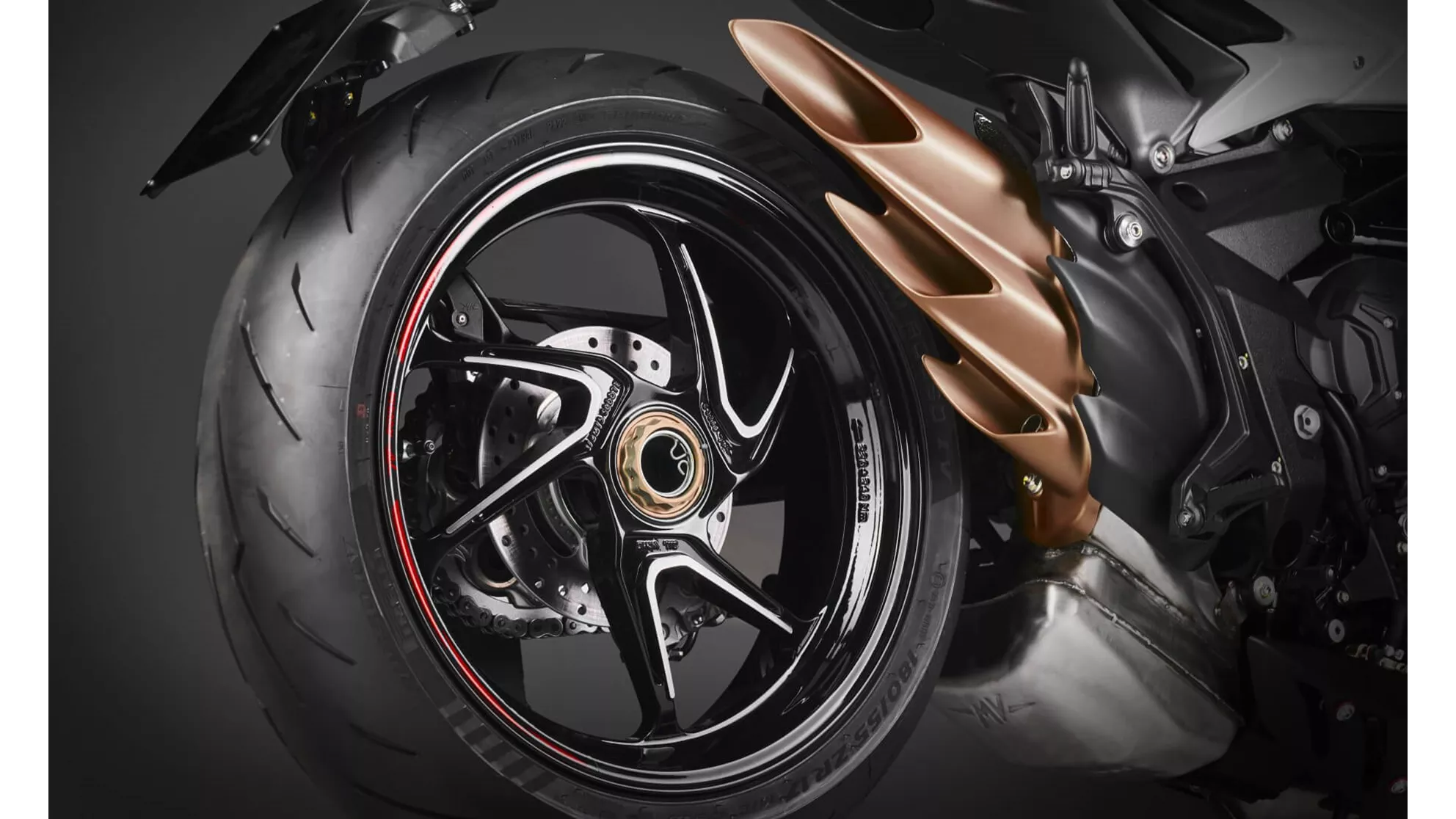 MV Agusta Brutale 800 RR - Image 11 MV Agusta Brutale 800 RR - Image 11
