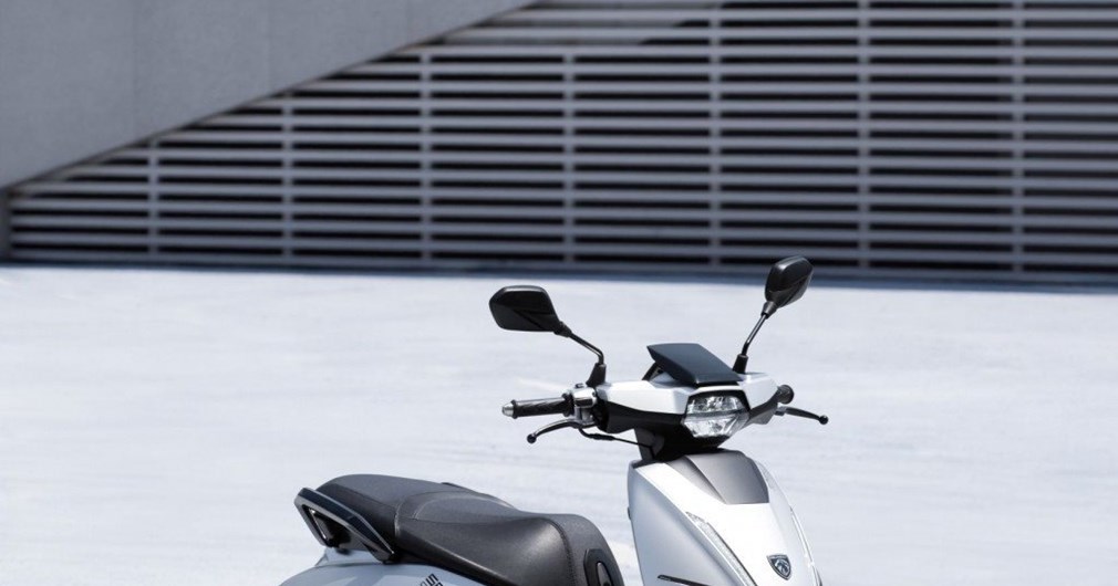 New Django 125 Sport