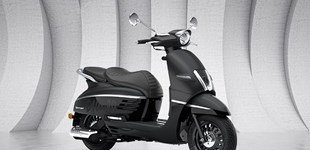 Peugeot Django 125 Classic Dark 2025 vs Peugeot Django 125 Allure 2016