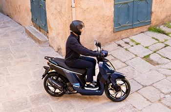 Peugeot Tweet 125 2025 - Bild 6