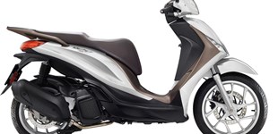 Piaggio Liberty 125 S 2025 vs Piaggio Medley 125 2025