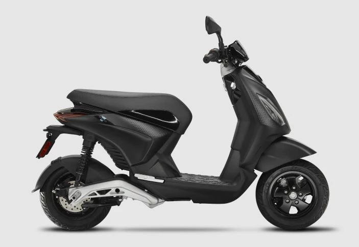 Piaggio 1 + Bild 5: Piaggio 1 +