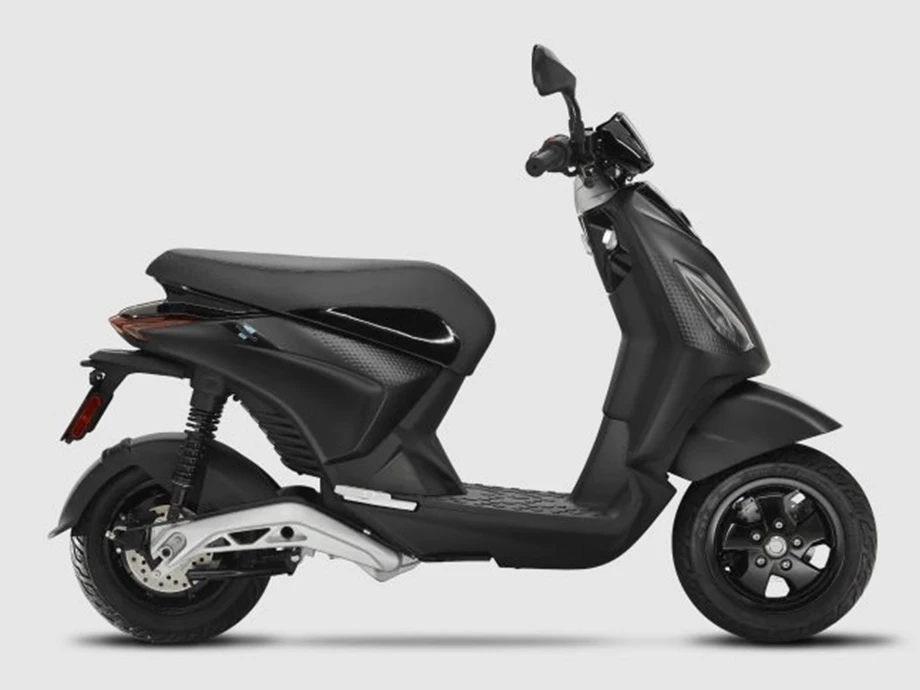 Piaggio 1 + Bild 5: Piaggio 1 +