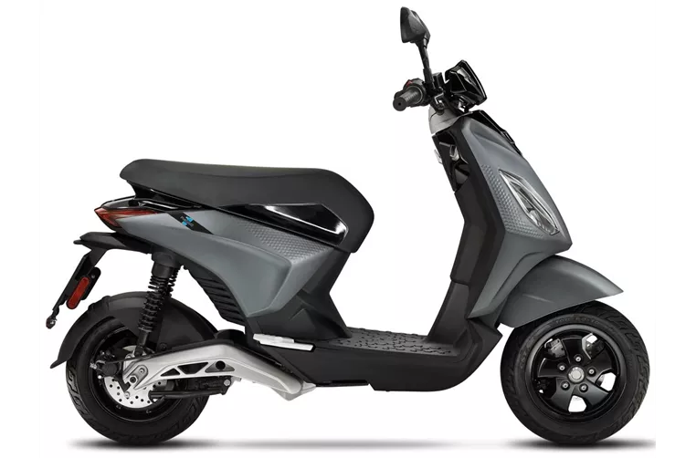 Piaggio 1 + 2025 Piaggio 1 + 2025
