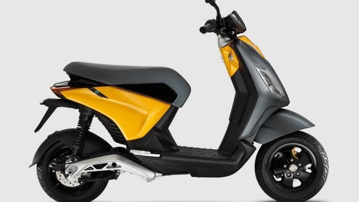 Piaggio 1 + Bild 4: Piaggio 1 +