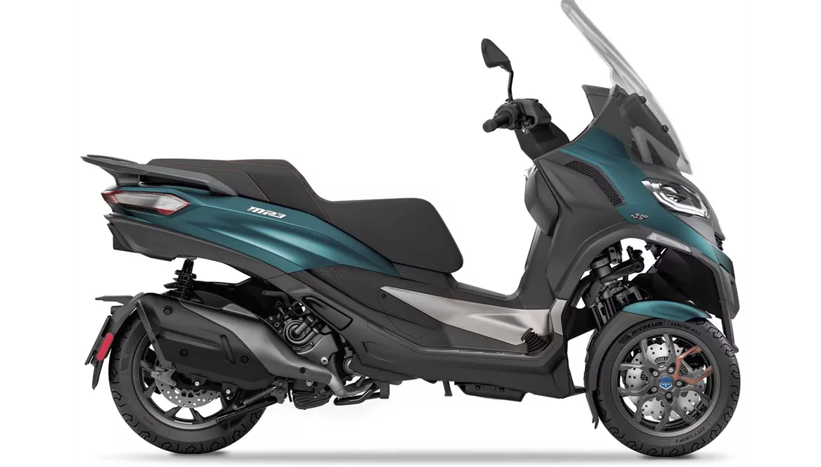 Piaggio MP3 530 HPE Exclusive 2025 Piaggio MP3 530 HPE Exclusive 2025