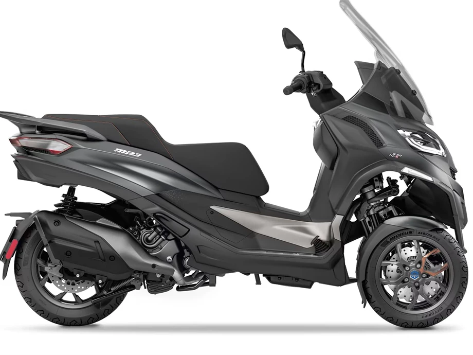 Piaggio MP3 530 HPE Exclusive Bild 3: Piaggio MP3 530 HPE Exclusive