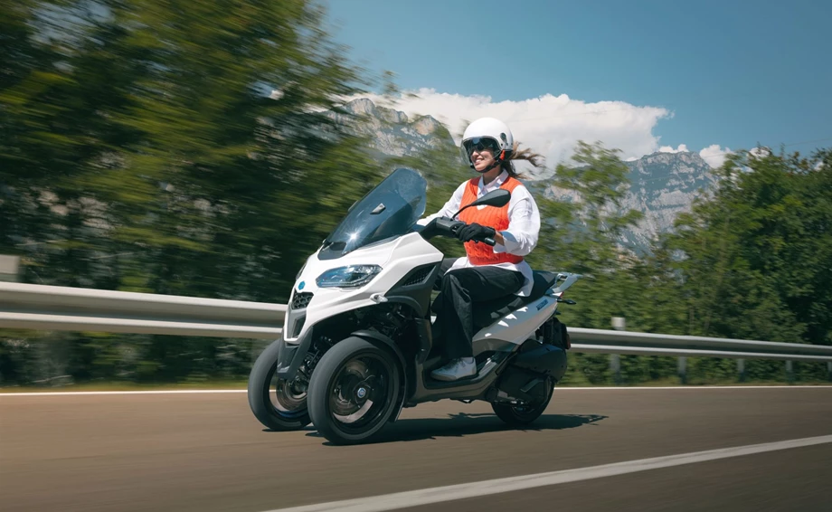 Piaggio MP3 310 Bild 8: Piaggio MP3 310